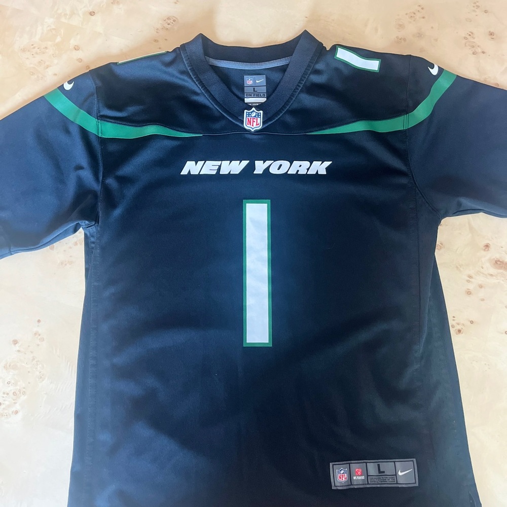 Sauce Gardner jersey